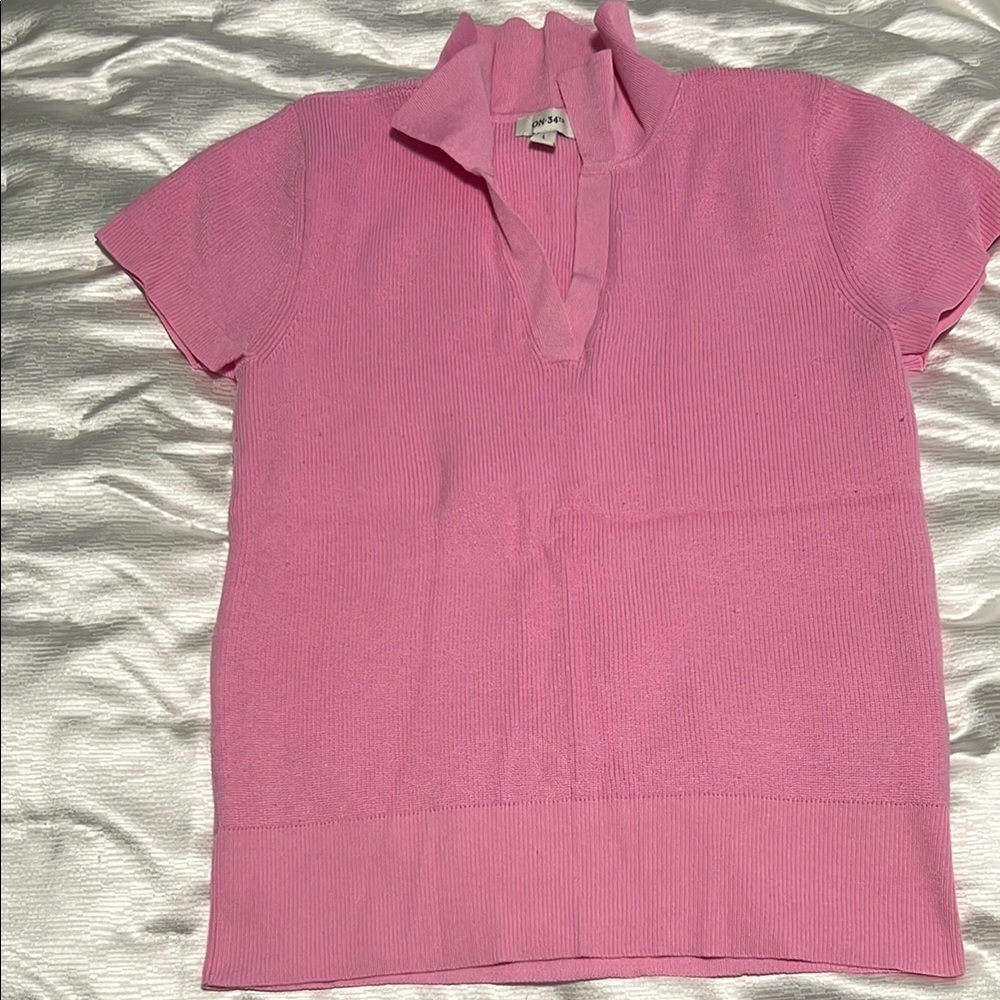 Macy’s On 34th Pink Short Sleeve Women's ribbed Polo Style Top